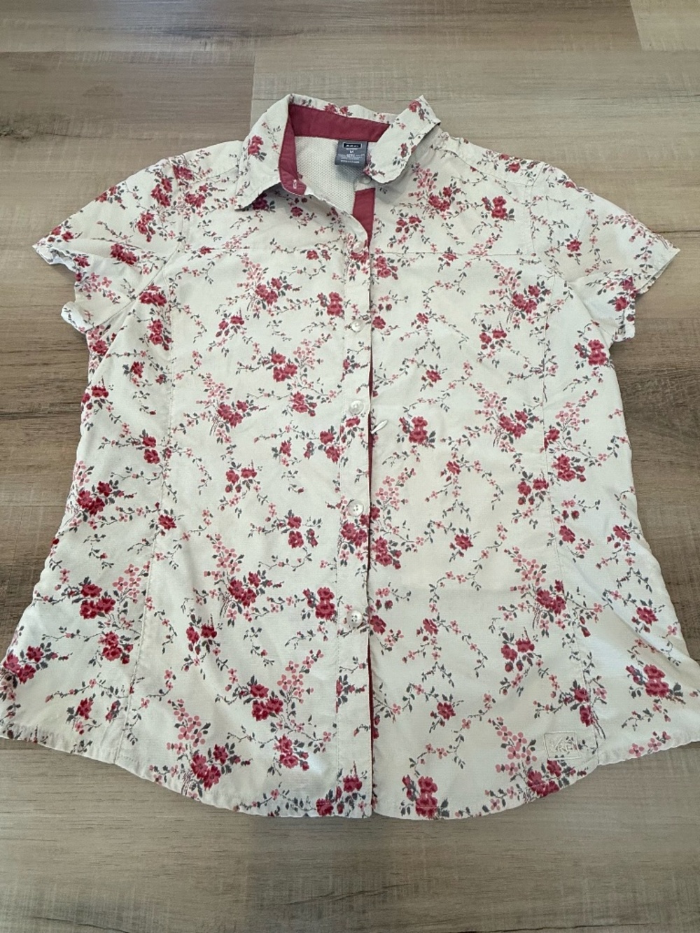 REI Women's Short-Sleeve Button-Down Shirt - White with Red Floral